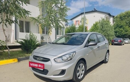 Hyundai Solaris II рестайлинг, 2014 год, 1 250 000 рублей, 7 фотография