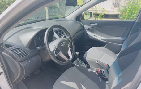 Hyundai Solaris II рестайлинг, 2014 год, 1 250 000 рублей, 8 фотография