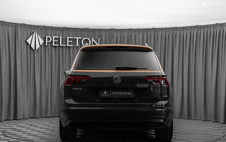 Volkswagen Tiguan II, 2018 год, 2 040 000 рублей, 6 фотография