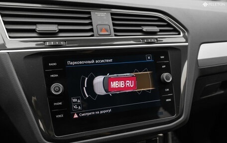 Volkswagen Tiguan II, 2018 год, 2 040 000 рублей, 19 фотография