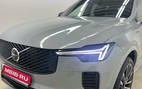 Volvo XC90 II рестайлинг, 2025 год, 12 990 000 рублей, 15 фотография