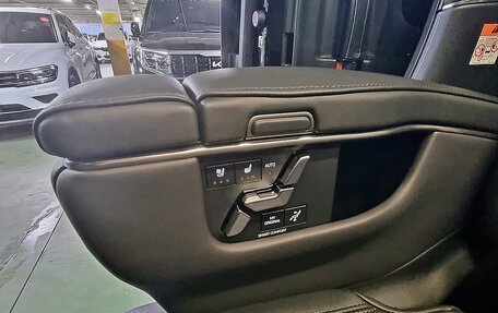 Toyota Alphard, 2024 год, 10 000 090 рублей, 9 фотография