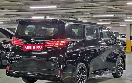 Toyota Alphard, 2024 год, 10 000 090 рублей, 2 фотография