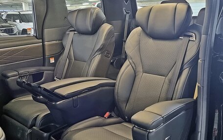 Toyota Alphard, 2024 год, 10 000 090 рублей, 15 фотография