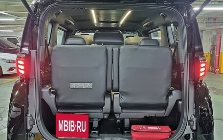 Toyota Alphard, 2024 год, 10 000 090 рублей, 17 фотография