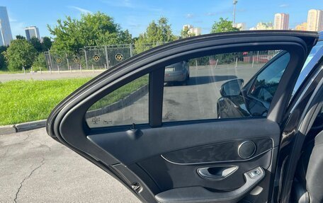 Mercedes-Benz C-Класс, 2017 год, 2 500 000 рублей, 23 фотография