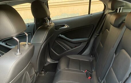 Mercedes-Benz GLA, 2014 год, 1 800 000 рублей, 9 фотография