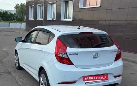 Hyundai Solaris II рестайлинг, 2014 год, 870 000 рублей, 6 фотография