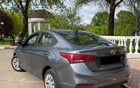 Hyundai Solaris II рестайлинг, 2017 год, 1 150 000 рублей, 3 фотография