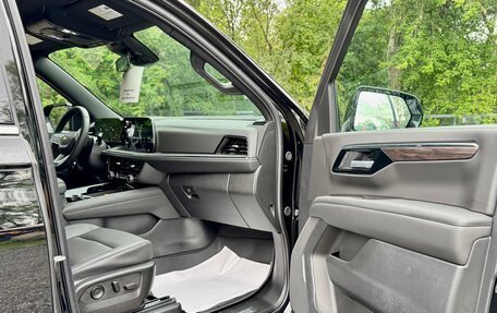 Chevrolet Tahoe IV, 2024 год, 18 500 000 рублей, 26 фотография