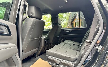 Chevrolet Tahoe IV, 2024 год, 18 500 000 рублей, 30 фотография
