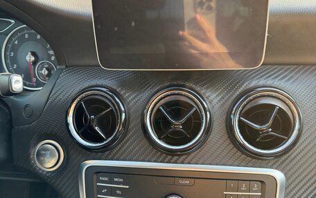 Mercedes-Benz GLA, 2019 год, 3 000 000 рублей, 3 фотография