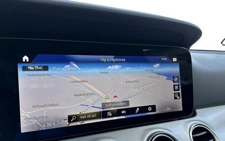 Mercedes-Benz E-Класс, 2021 год, 4 800 000 рублей, 17 фотография