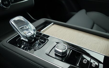 Volvo XC90 II рестайлинг, 2025 год, 13 790 000 рублей, 3 фотография