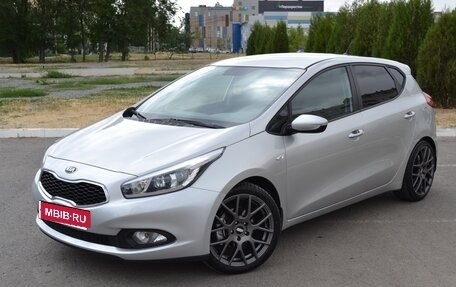 KIA cee'd III, 2013 год, 1 010 000 рублей, 1 фотография