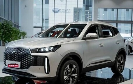 Chery Tiggo 4 I рестайлинг, 2025 год, 2 420 000 рублей, 3 фотография
