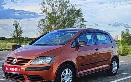 Volkswagen Golf Plus I, 2008 год, 620 000 рублей, 2 фотография