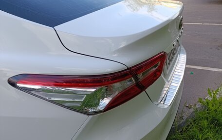 Toyota Camry, 2018 год, 2 700 000 рублей, 13 фотография