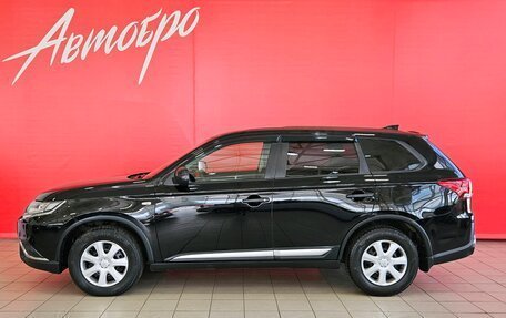 Mitsubishi Outlander III рестайлинг 3, 2019 год, 1 645 000 рублей, 2 фотография