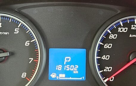 Mitsubishi Outlander III рестайлинг 3, 2019 год, 1 645 000 рублей, 10 фотография