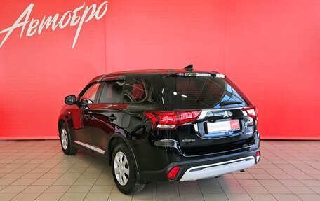 Mitsubishi Outlander III рестайлинг 3, 2019 год, 1 645 000 рублей, 3 фотография