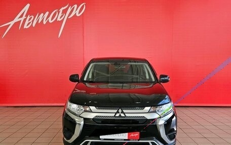 Mitsubishi Outlander III рестайлинг 3, 2019 год, 1 645 000 рублей, 8 фотография