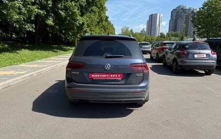 Volkswagen Tiguan II, 2017 год, 2 000 000 рублей, 4 фотография