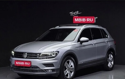 Volkswagen Tiguan II, 2020 год, 2 099 000 рублей, 1 фотография