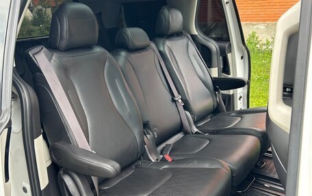 KIA Carnival, 2021 год, 4 100 000 рублей, 22 фотография