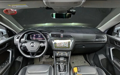 Volkswagen Tiguan II, 2020 год, 2 099 000 рублей, 7 фотография