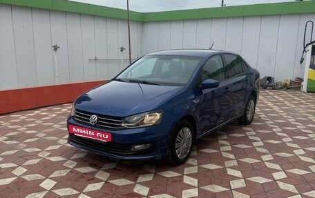 Volkswagen Polo VI (EU Market), 2018 год, 880 000 рублей, 2 фотография