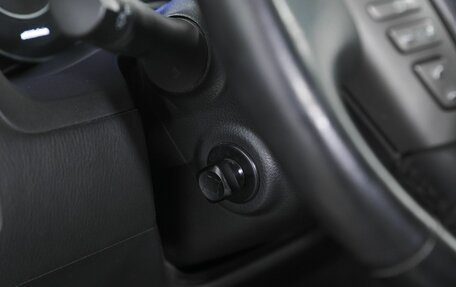 Nissan Patrol, 2012 год, 2 280 000 рублей, 12 фотография