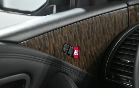 Nissan Patrol, 2012 год, 2 280 000 рублей, 18 фотография