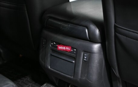 Nissan Patrol, 2012 год, 2 280 000 рублей, 23 фотография