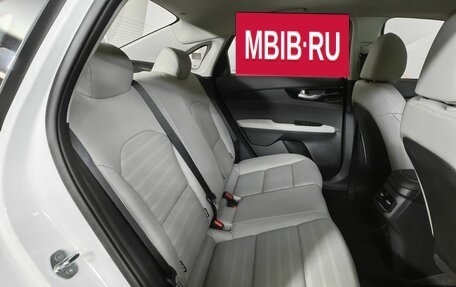 KIA K3, 2024 год, 2 400 000 рублей, 14 фотография