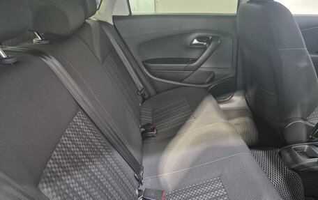 Volkswagen Polo VI (EU Market), 2017 год, 1 240 000 рублей, 13 фотография
