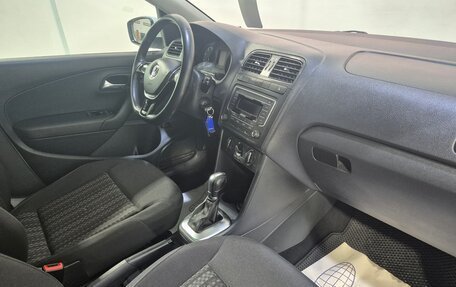 Volkswagen Polo VI (EU Market), 2017 год, 1 240 000 рублей, 12 фотография