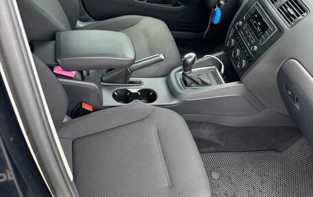 Volkswagen Jetta VI, 2016 год, 1 370 000 рублей, 9 фотография