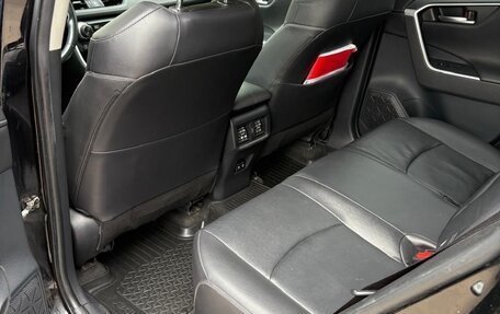 Toyota RAV4, 2020 год, 3 490 000 рублей, 15 фотография