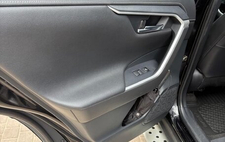 Toyota RAV4, 2020 год, 3 490 000 рублей, 16 фотография