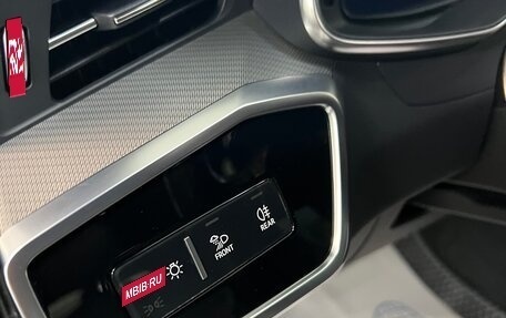 Audi A6, 2019 год, 3 500 000 рублей, 11 фотография