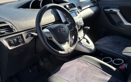 Toyota Verso I, 2010 год, 7 фотография