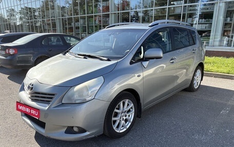Toyota Verso I, 2010 год, 2 фотография