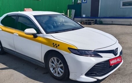 Toyota Camry, 2019 год, 1 500 000 рублей, 2 фотография