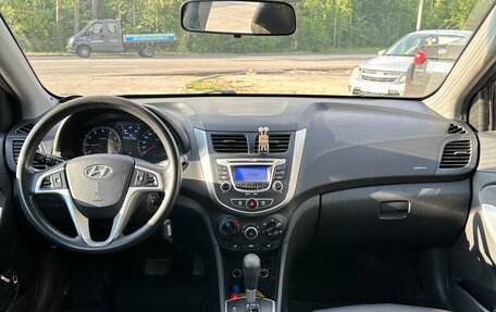 Hyundai Solaris II рестайлинг, 2011 год, 890 000 рублей, 7 фотография
