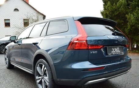 Volvo V60 II, 2025 год, 9 749 000 рублей, 8 фотография