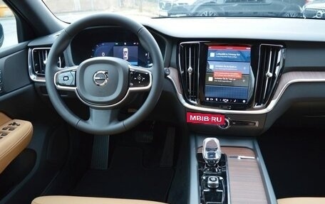 Volvo V60 II, 2025 год, 9 749 000 рублей, 10 фотография