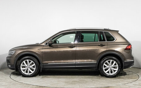 Volkswagen Tiguan II, 2017 год, 2 849 000 рублей, 8 фотография