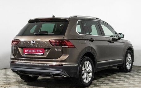 Volkswagen Tiguan II, 2017 год, 2 849 000 рублей, 5 фотография
