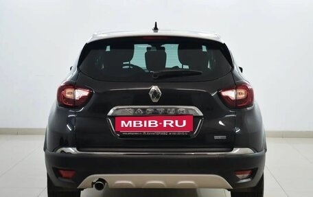 Renault Kaptur I рестайлинг, 2021 год, 1 880 000 рублей, 3 фотография